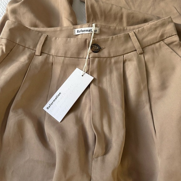 NWT💕 Reformation Mason Pant - Khaki SZ 6 - Picture 3 of 5